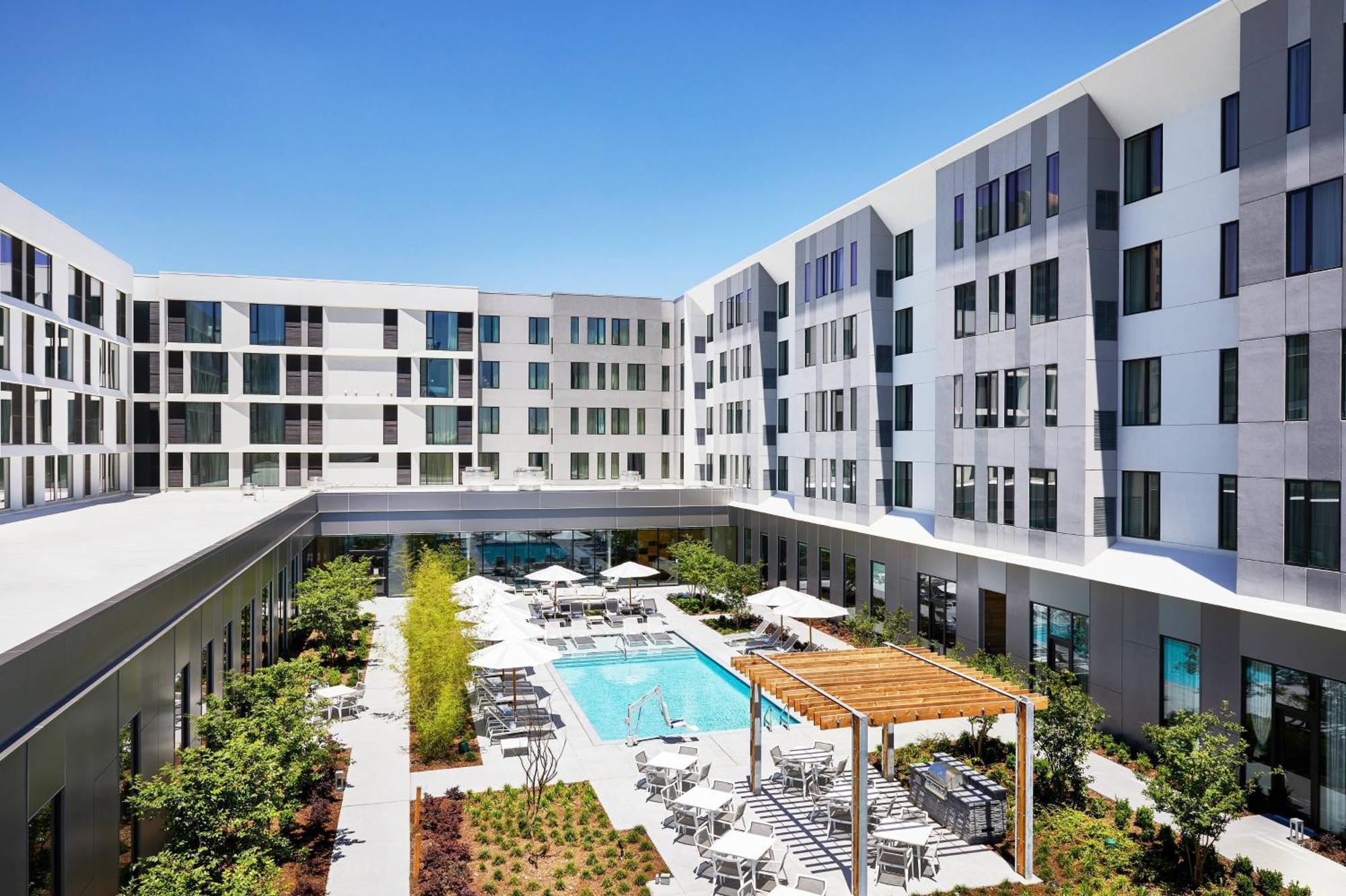 Ac Hotel By Marriott Dallas By The Galleria Exterior photo