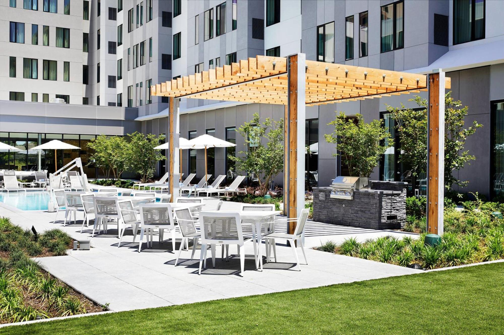 Ac Hotel By Marriott Dallas By The Galleria Exterior photo